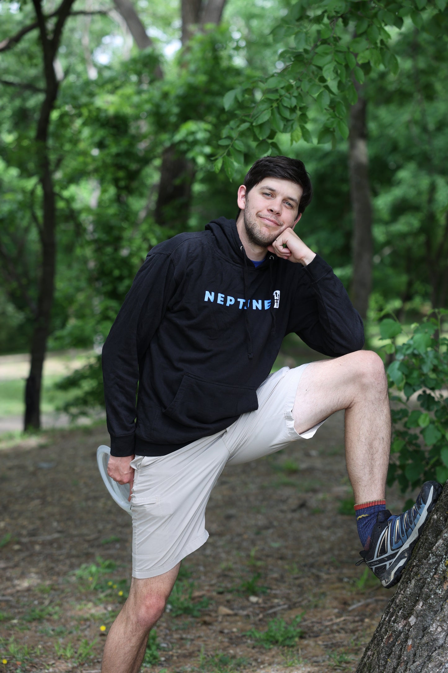 Neptune Disc Hoodie - Black