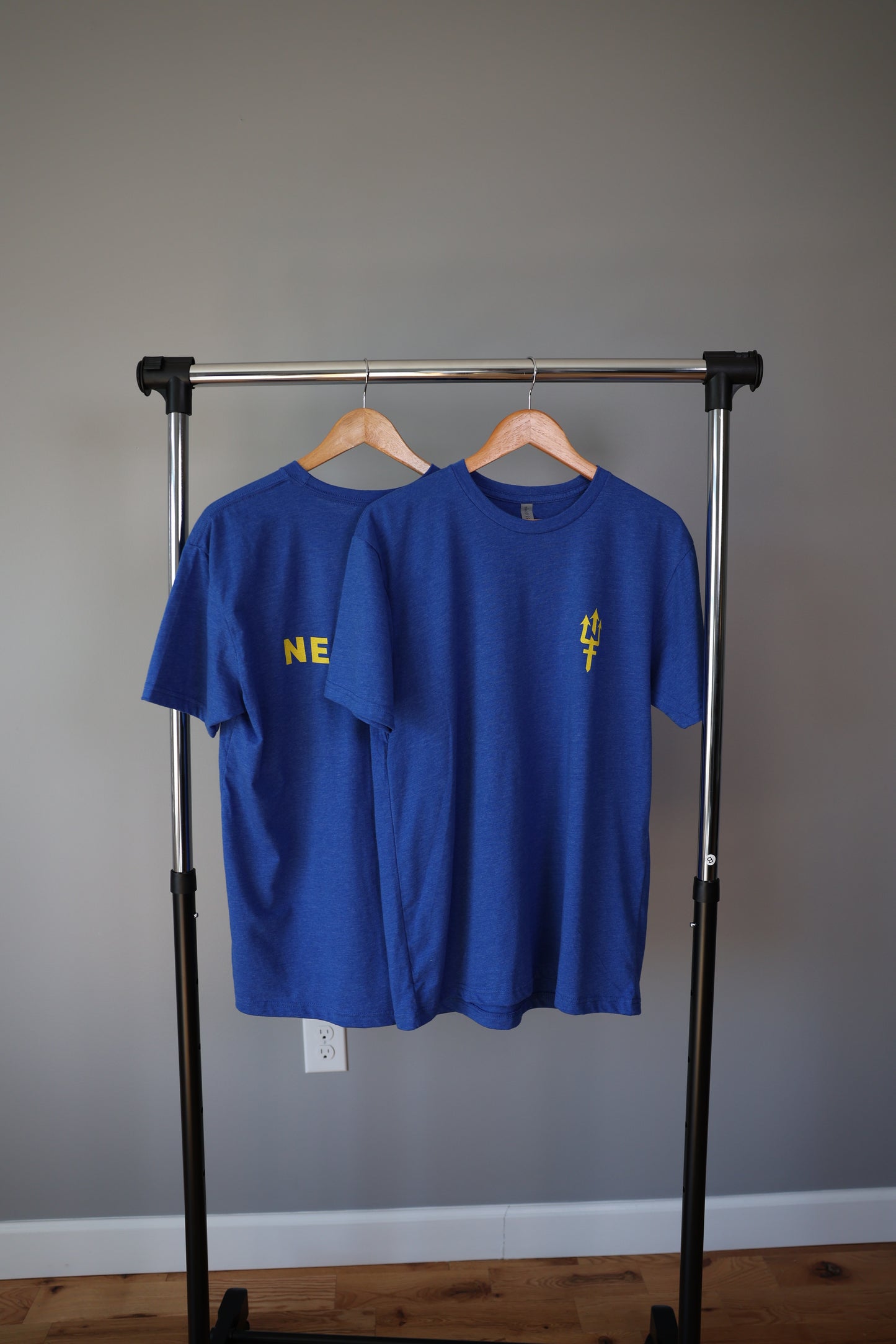 Neptune Discs T-Shirt Royal Blue